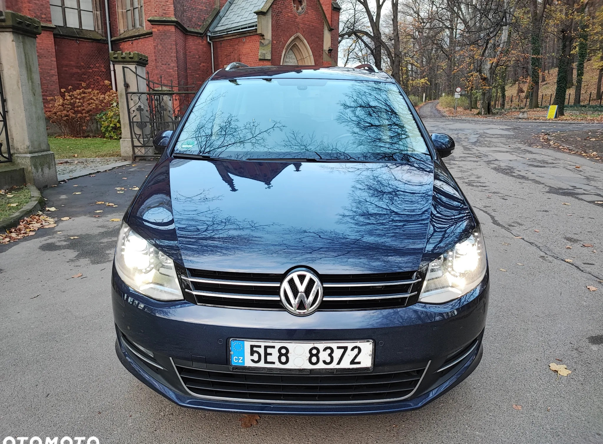 Volkswagen Sharan cena 39800 przebieg: 224000, rok produkcji 2012 z Grodków małe 232